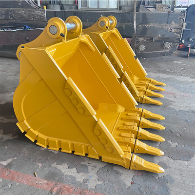 Un secchio per scavatori, un secchio per gatti, un hitachi komatsu.