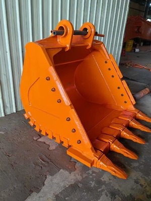 Un secchio per scavatori, un secchio per gatti, un hitachi komatsu.