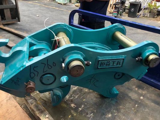 Sicuro Escavatore ad alta efficienza Accoppiatore veloce, Accoppiatore veloce idraulico con perni per gatti hitachi komatsu sanny