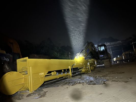 Escavatore personalizzabile XE370 Braccio telescopico a tre stadi BS900 Materiale più leggero Efficiente nel trasportare secchio o presa 37T