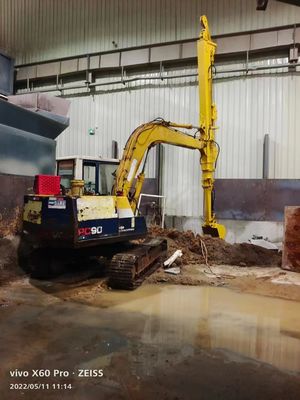 Escavatore Arm di demolizione a tre sezioni Hyundai R225 personalizzato 25T-45T Progetto di demolizione di grattacieli Q355B