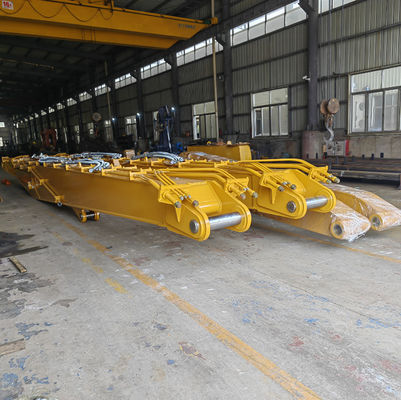 Escavatore a pila braccio motore e boom